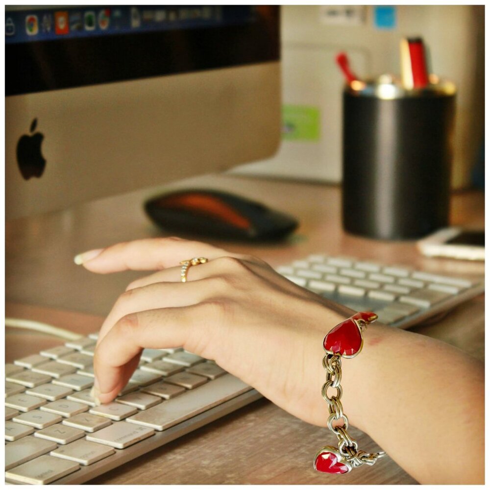 Vintage Heart Charm bracelet